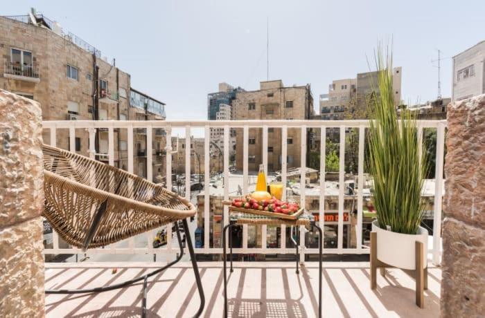 Ben Yehuda, 3 Lovely Flats In The Same Building Jerusalem Exterior photo